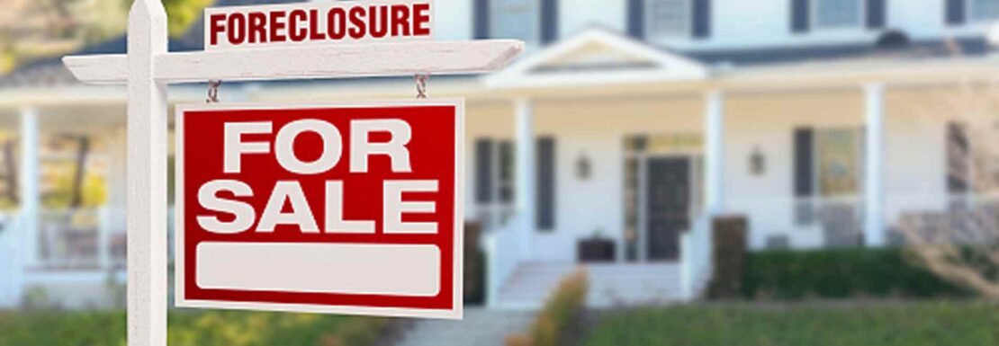 The Pros and Cons of Buying a Foreclosure