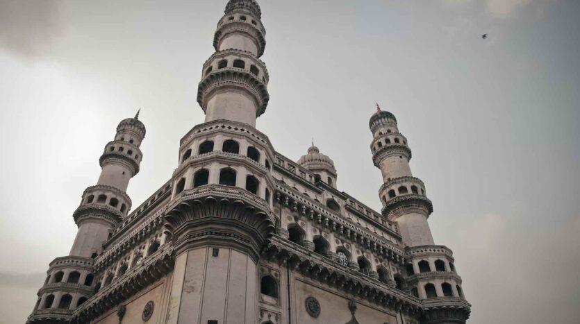 Top 10 Tourist Places in Hyderabad
