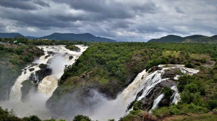 Tourist Places Near Bangalore Within 300 KMs